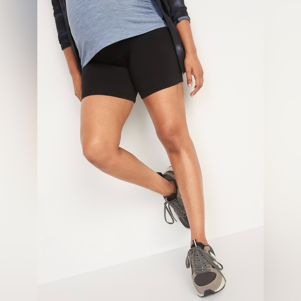 Old Navy Women's Maternity High Waist Black Shorts
